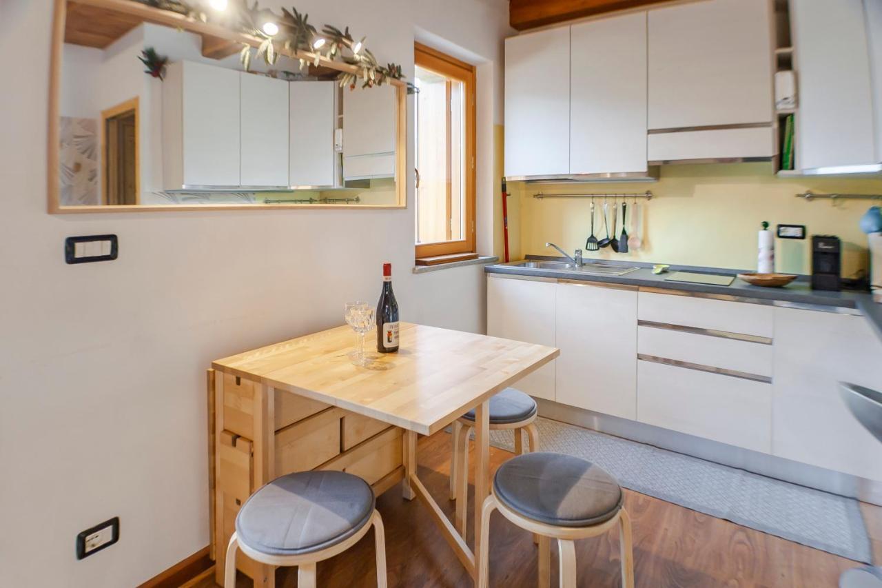 Allo Villo Lovely Apartment Ostana Extérieur photo