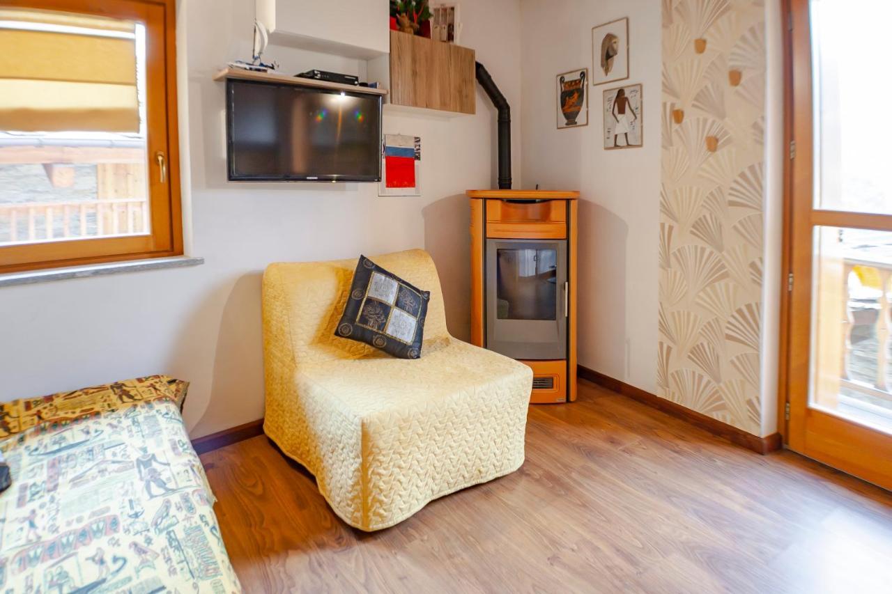 Allo Villo Lovely Apartment Ostana Extérieur photo